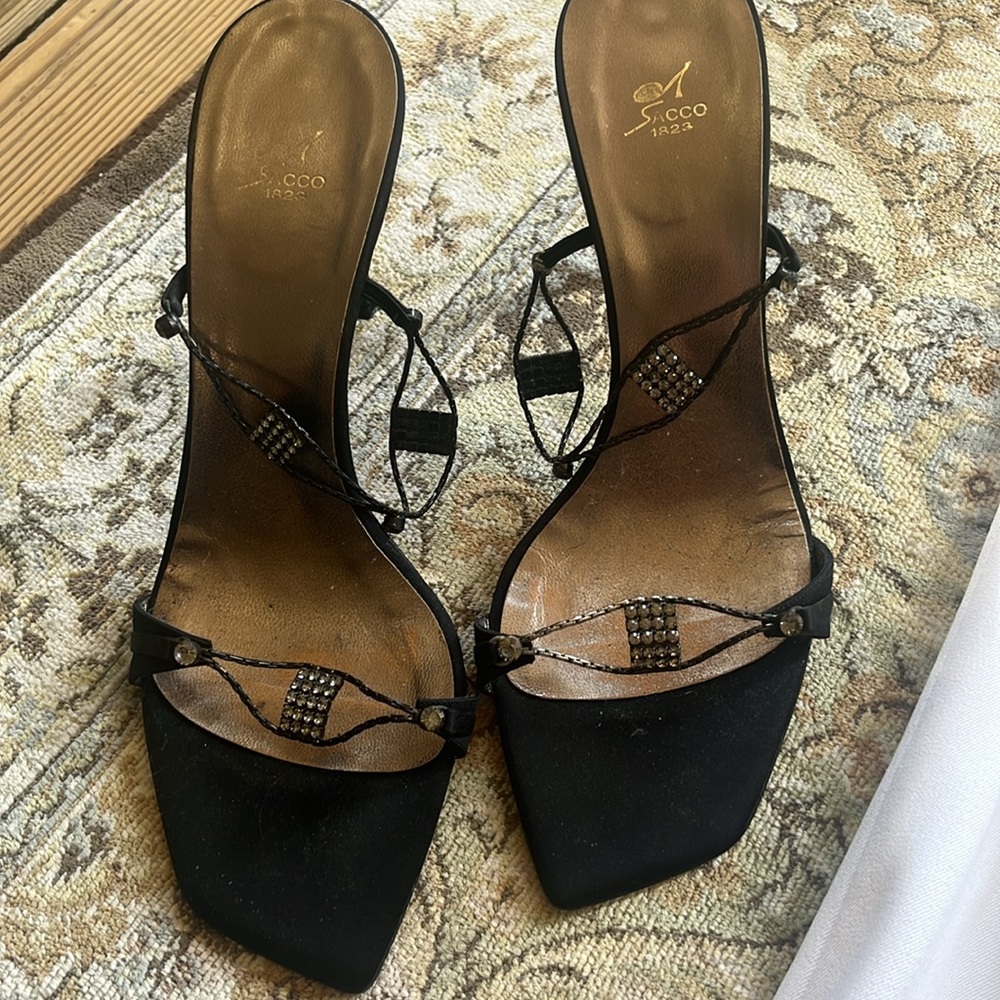 Sacco Sexy Satin black heels